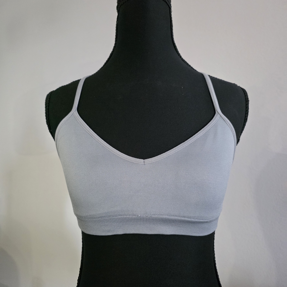 EUC PINK Victoria's Secret Light Gray Sports Bra
